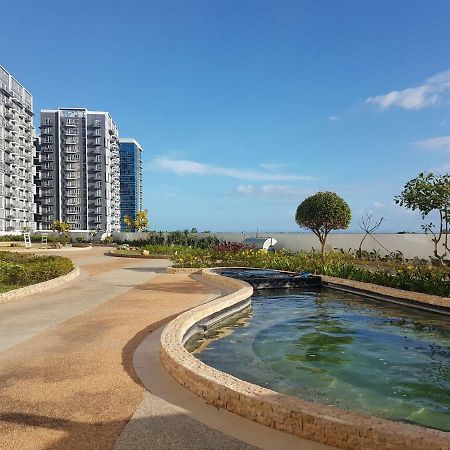 Mactan Newtown Condo With Garden And Ocean View 8Newtown Blvd Île de Mactan Extérieur photo